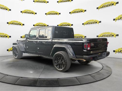 2024 Jeep Gladiator Nighthawk