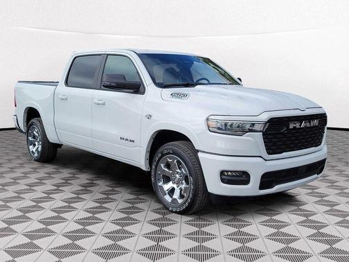 Bright White Clearcoat 2026 RAM 1500 Big Horn/Lone Star
