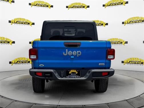 2023 Jeep Gladiator Overland