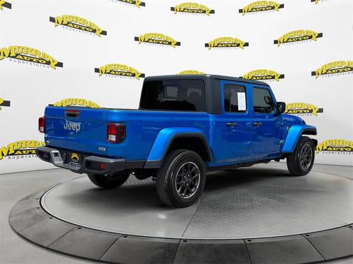 2023 Jeep Gladiator Overland