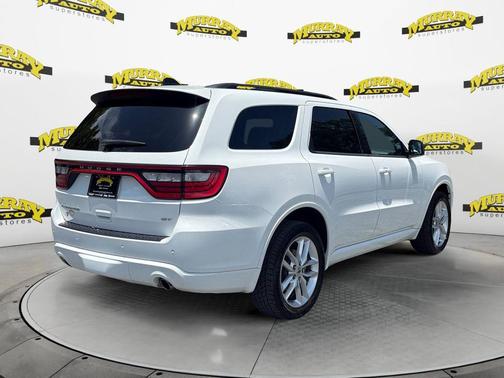 White Knuckle Clearcoat 2024 Dodge Durango GT