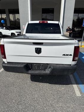 2024 RAM 1500 Classic SLT