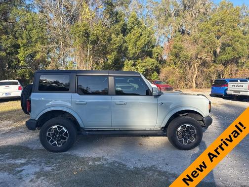 2022 Ford Bronco Outer Banks