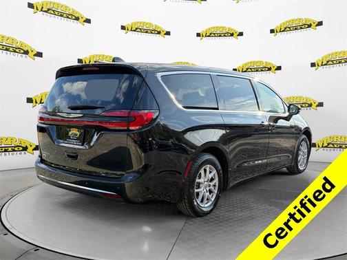 2024 Chrysler Pacifica Touring-L