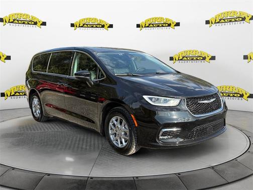 2024 Chrysler Pacifica Touring-L