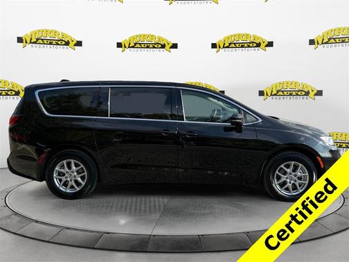 2024 Chrysler Pacifica Touring-L