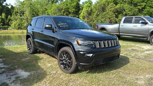 2021 Jeep Grand Cherokee Laredo