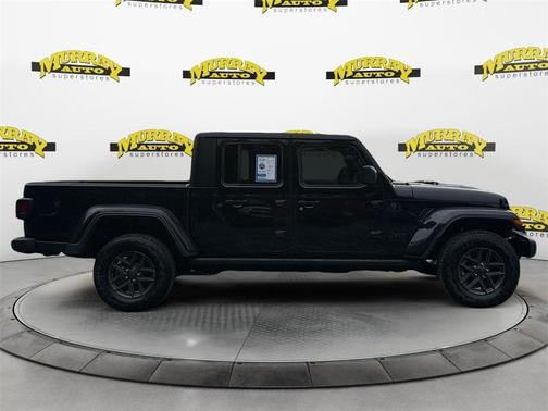 2025 Jeep Gladiator Sport
