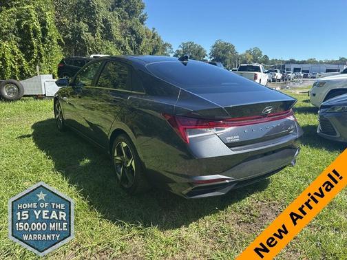 2022 Hyundai ELANTRA Limited