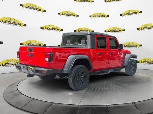 Firecracker Red Clearcoat 2023 Jeep Gladiator Sport