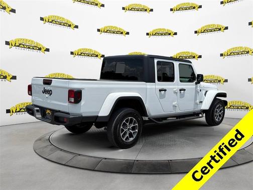 2024 Jeep Gladiator Sport