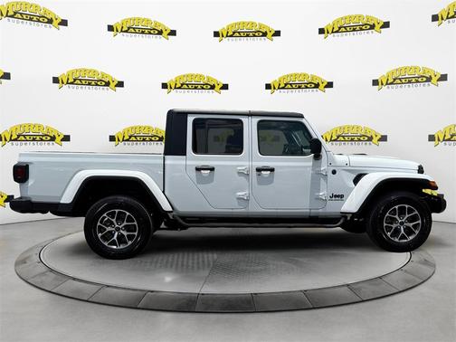 2024 Jeep Gladiator Sport