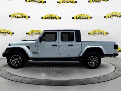 2024 Jeep Gladiator Sport