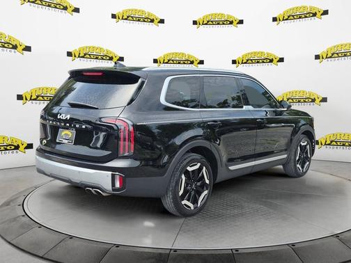 Ebony Black 2024 Kia Telluride EX