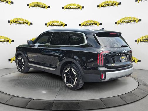 Ebony Black 2024 Kia Telluride EX