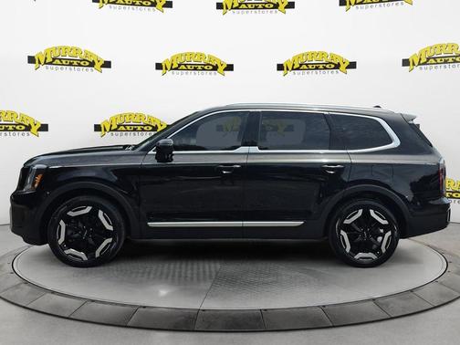 Ebony Black 2024 Kia Telluride EX