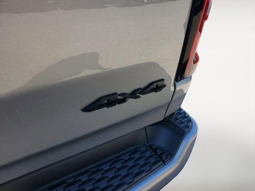 Billet Silver Clearcoat Metallic 2026 RAM 1500 Big Horn/Lone Star