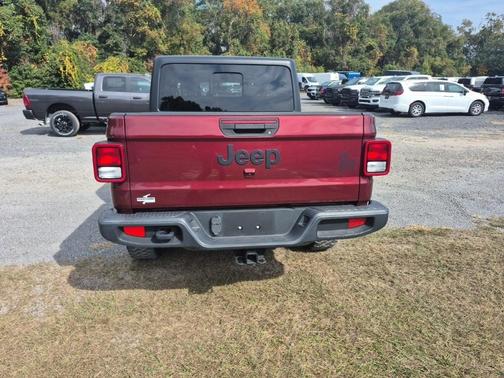 2021 Jeep Gladiator Sport