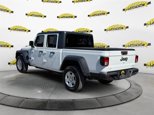 2020 Jeep Gladiator Sport