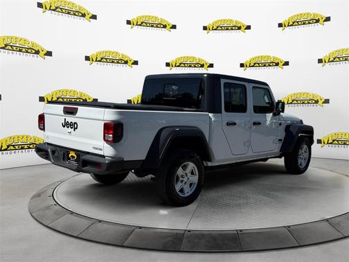 2020 Jeep Gladiator Sport