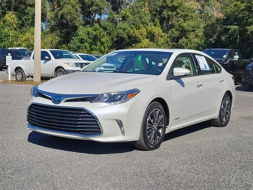 2018 Toyota Avalon Hybrid XLE Plus