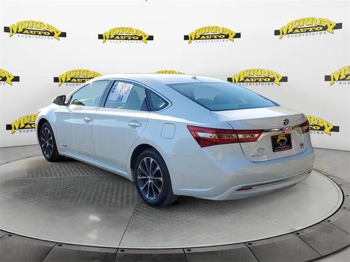 2018 Toyota Avalon Hybrid XLE Plus
