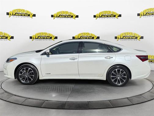 2018 Toyota Avalon Hybrid XLE Plus