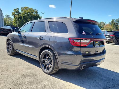 2026 Dodge Durango GT HEMI V8