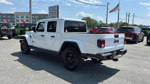 2025 Jeep Gladiator Sport