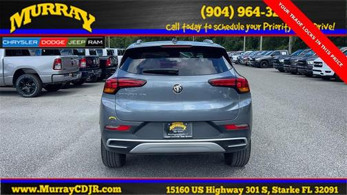 Photo 4 of 37 of 2022 Buick Encore GX Select