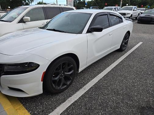 2020 Dodge Charger SXT