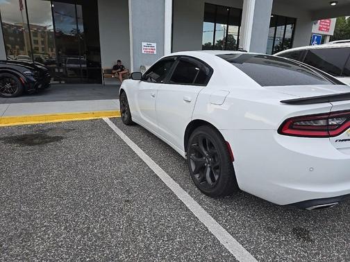 2020 Dodge Charger SXT