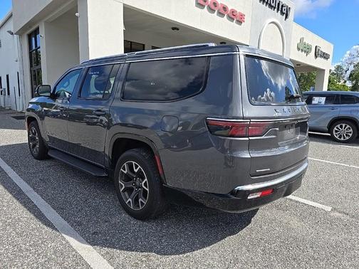 2023 Jeep Wagoneer L Series III