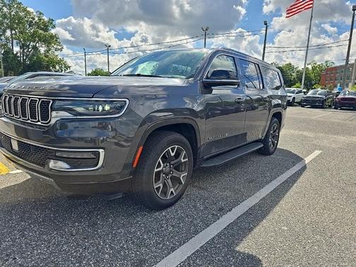 2023 Jeep Wagoneer L Series III