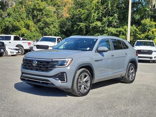 2024 Volkswagen Atlas Cross Sport 2.0T SEL R-Line