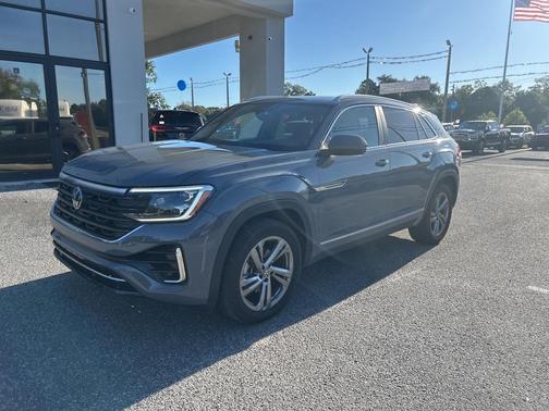 2024 Volkswagen Atlas Cross Sport 2.0T SEL R-Line