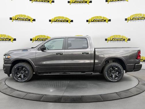Granite Crystal Clearcoat Metallic 2026 RAM 1500 Big Horn/Lone Star