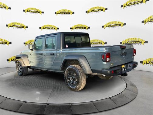 2026 Jeep Gladiator Sport