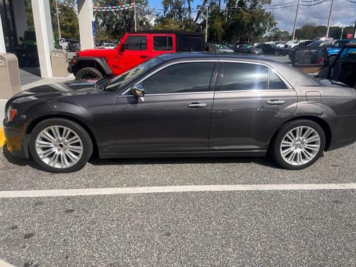 2014 Chrysler 300C Base