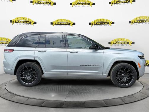 Silver Zynith 2026 Jeep Grand Cherokee Summit