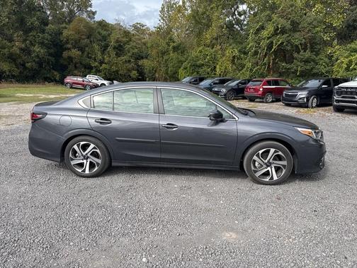 2022 Subaru Legacy 