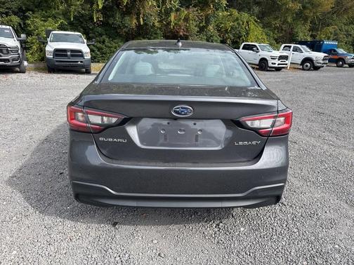 2022 Subaru Legacy 