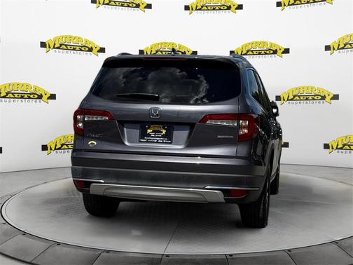 2020 Honda Pilot Touring 8-Passenger