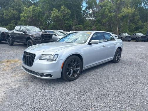 2023 Chrysler 300 S