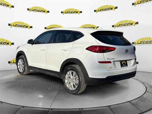 2021 Hyundai TUCSON SE