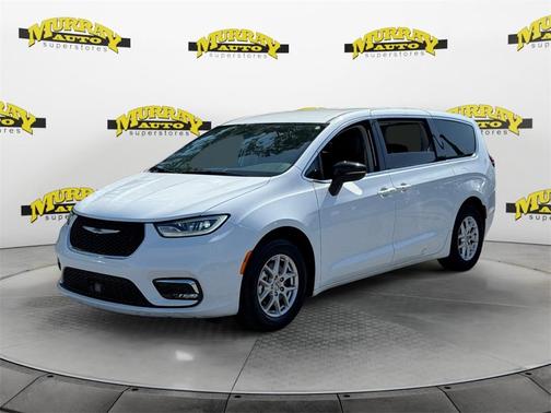 2024 Chrysler Pacifica Touring-L