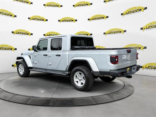 2022 Jeep Gladiator Overland