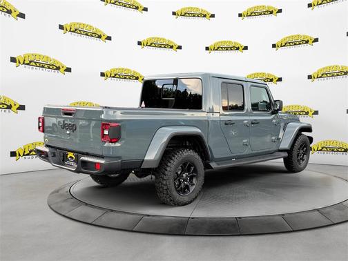 2025 Jeep Gladiator Sport