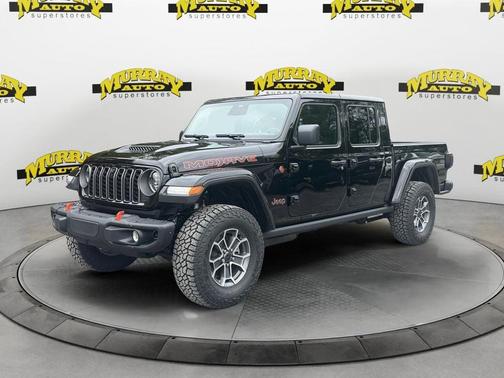 Black Clearcoat 2026 Jeep Gladiator Mojave