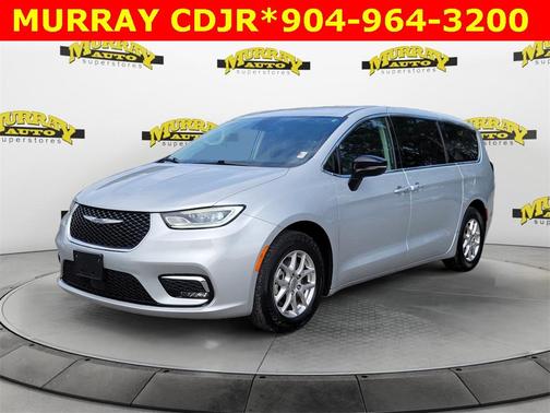 2024 Chrysler Pacifica Touring-L